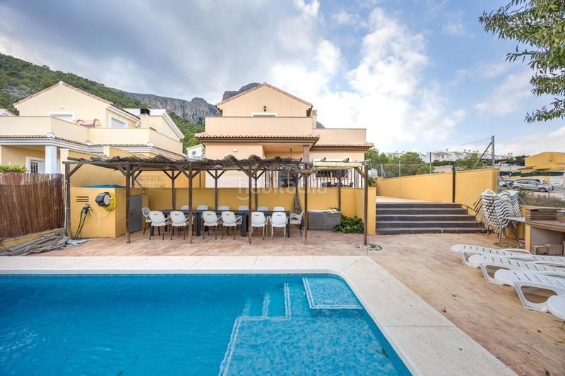 Foto 6f3f3150-3d99-4853-8e7e-7a9a3e0e0064. Xalet amb aparcament piscina a Polop