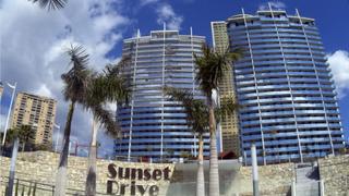 Apartament a Avenida villajoyosa la 12. Exclusivo apartamento con vistas al mar en sunset drive