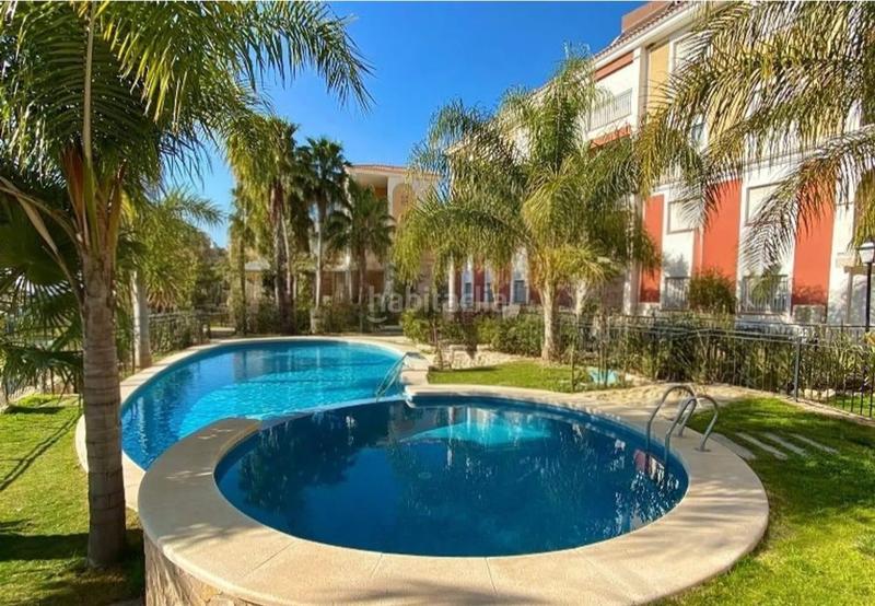 Foto 580a2d69-a656-4569-aeec-2bf5ba927fe7. Àtic amb aparcament piscina a Bonalba-Cotoveta Mutxamel