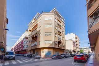 Àtic a Parque de las Naciones. Ático de 2 habitaciones 2 baños y amplia terraza