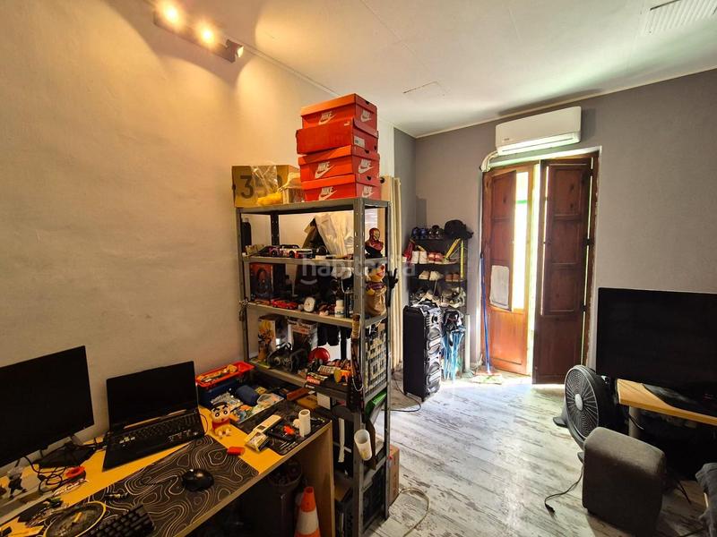 Foto 0409d55c-d26f-40ec-b66f-ff32084cf2b7. Edificio gran oportunidad de inversión en el centro en Alicante