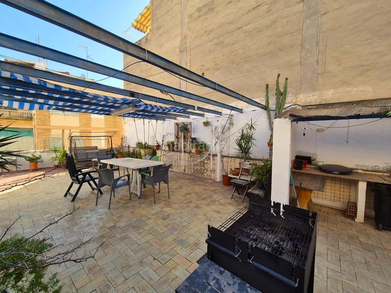 Foto 1a70e625-66d7-41d4-a8c5-eb88f1dd9821. Edificio gran oportunidad de inversión en el centro en Alicante