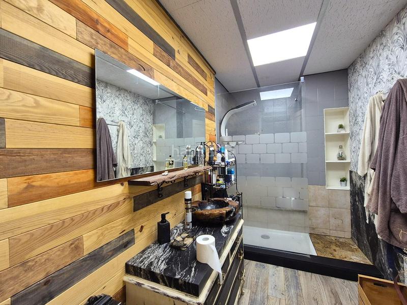 Foto d8f4a855-cccf-4034-8aa5-3ed6e5916a1a. Edificio gran oportunidad de inversión en el centro en Alicante