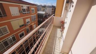 Flat  Calle pardo gimeno. Magnifica vivienda en pleno centro de alicante con ascensor y ga