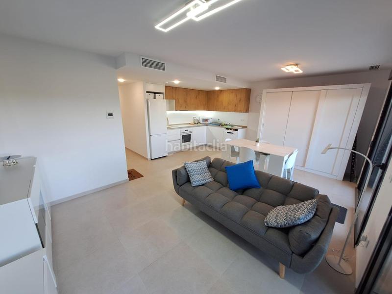 Foto 72c3591b-4008-44cc-9d1d-d785fd79a877. Alquiler apartamento ocean dream, Punta Prima moderno apartamento cerca del mar en Torrevieja