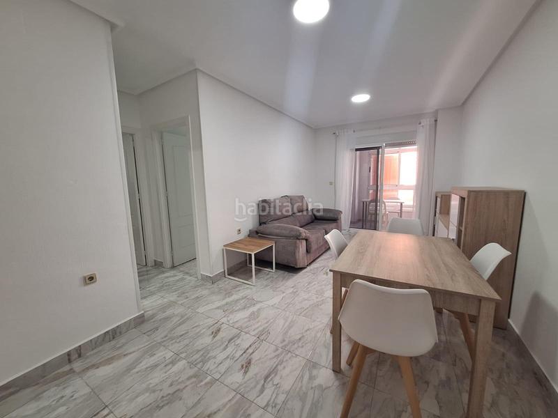 Foto 80ef1693-e226-421b-a8f5-e148e0ad4292. Miete appartement mit pool in Avenida Habaneras - Curva de Palangre Torrevieja