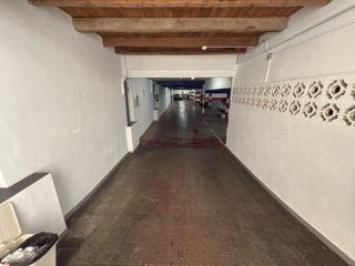 Parking coche  Calle calle del marqués del bosch, 17 17. Oportunidad de negocio para inversores, local con garajes y tras