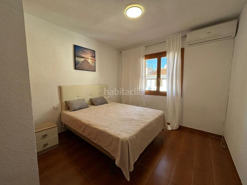 Foto 25ea2359-47f1-4f1d-bea4-46b200a3df91. Casa con piscina in Zona Carrefour - Urbanizaciones Torrevieja