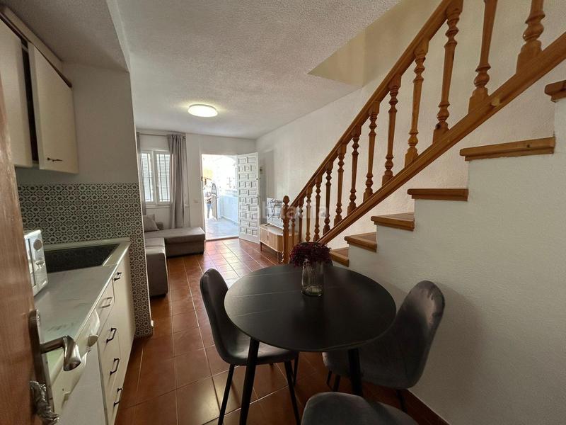 Foto af537c94-665f-4245-a3e5-b54d01acd640. Casa con piscina in Zona Carrefour - Urbanizaciones Torrevieja