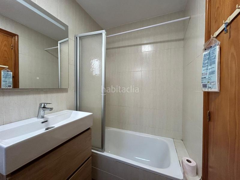 Foto d315e34c-0b08-4f6d-b9ed-c325bf364a53. Casa con piscina in Zona Carrefour - Urbanizaciones Torrevieja