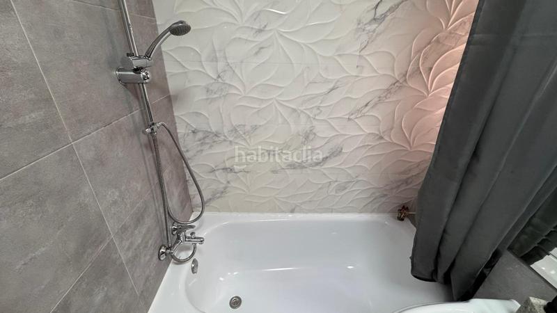 Foto 2e68a9f7-32cf-43a4-9c38-a6b1a1fa7b33. Location appartement avec parking dans Juan XXIII Alicante