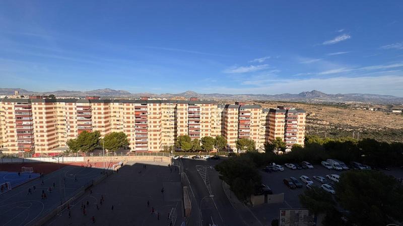 Foto bc732dce-2587-4499-830e-5e91176e9153. Location appartement avec parking dans Juan XXIII Alicante