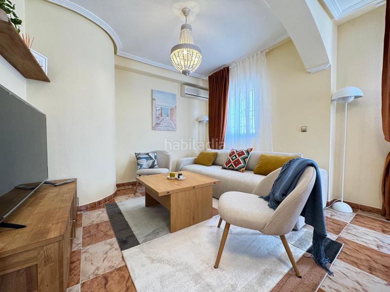 Foto 4de9707a-0bda-4113-9086-9ab6ec61bf1a. Casa a schiera con parcheggio piscina in Lomas de Cabo Roig - Los Dolses Orihuela