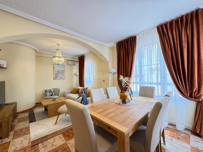 Foto 55e814e8-a1f4-47a0-b81a-4f0135e4004d. Casa a schiera con parcheggio piscina in Lomas de Cabo Roig - Los Dolses Orihuela