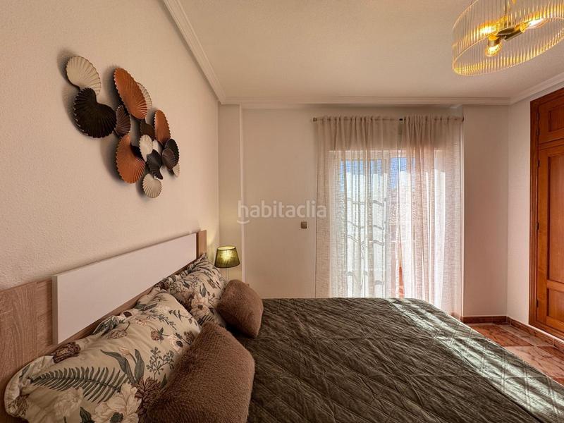 Foto 61c225d2-0a92-4565-9d97-5a4d63bc3484. Casa a schiera con parcheggio piscina in Lomas de Cabo Roig - Los Dolses Orihuela