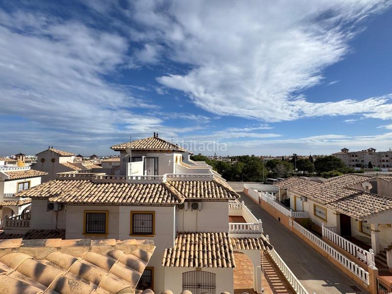 Foto f2679702-055e-4d63-94fd-fc895f1e4603. Casa a schiera con parcheggio piscina in Lomas de Cabo Roig - Los Dolses Orihuela