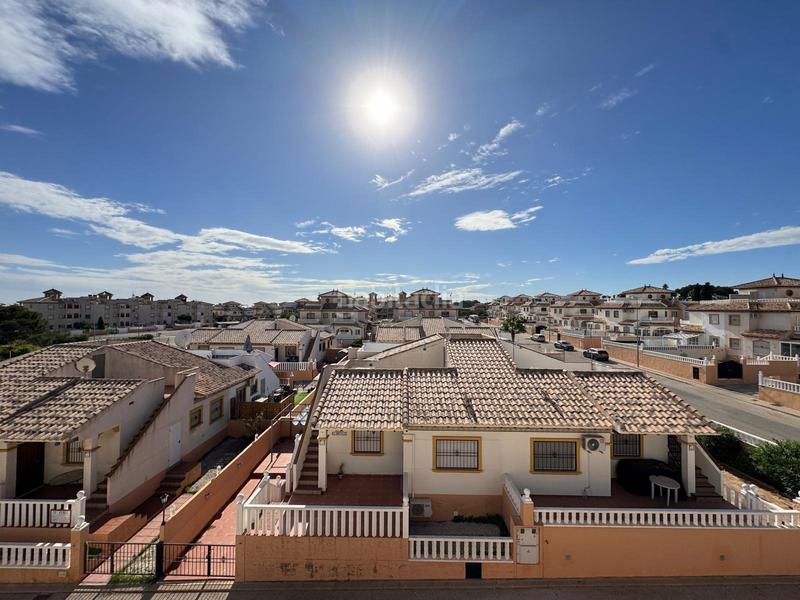 Foto fded3ad2-6ebf-44b4-a1c0-0fda41c84e51. Casa a schiera con parcheggio piscina in Lomas de Cabo Roig - Los Dolses Orihuela