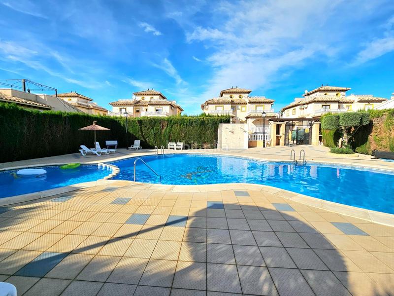 Foto 0446160b-7168-4499-a5f3-a940e8cbfc47. Casa adossada amb aparcament piscina a Lomas de Cabo Roig - Los Dolses Orihuela