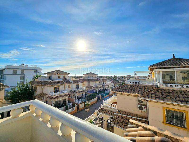 Foto 423b74a7-9cfd-46dc-8564-36a1c7872291. Casa adossada amb aparcament piscina a Lomas de Cabo Roig - Los Dolses Orihuela