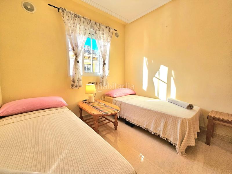 Foto 7fc84eb1-9d89-4619-b3b4-a7245d1442ee. Casa adossada amb aparcament piscina a Lomas de Cabo Roig - Los Dolses Orihuela