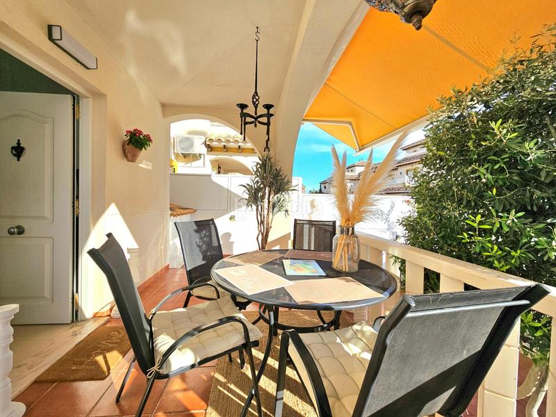 Foto eecf6abd-69d2-4a0c-b44f-5b434934fc6d. Casa adossada amb aparcament piscina a Lomas de Cabo Roig - Los Dolses Orihuela