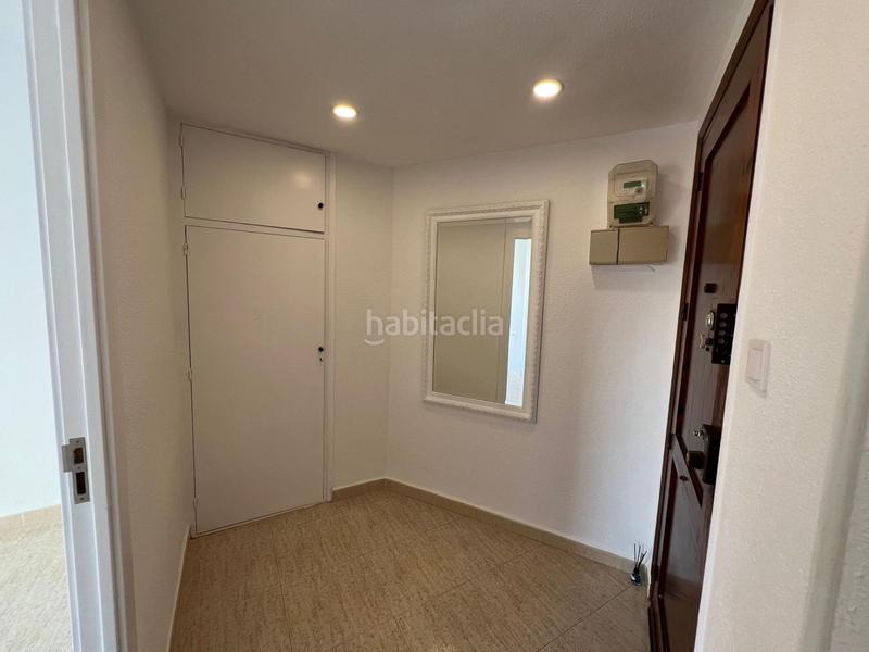 Foto 7b4da28c-0f8e-4ac1-ab73-00fe584b7c1a. Alquiler apartamento piso reformado en centro de larga duración en Alicante