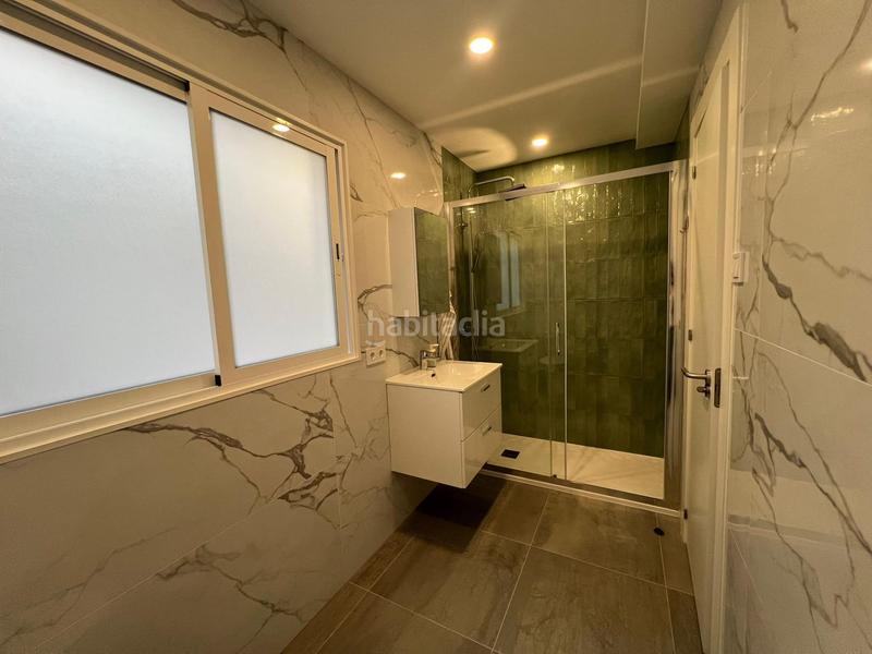 Foto 925690d0-d88e-4ae1-ab4f-97557713b953. Alquiler apartamento piso reformado en centro de larga duración en Alicante