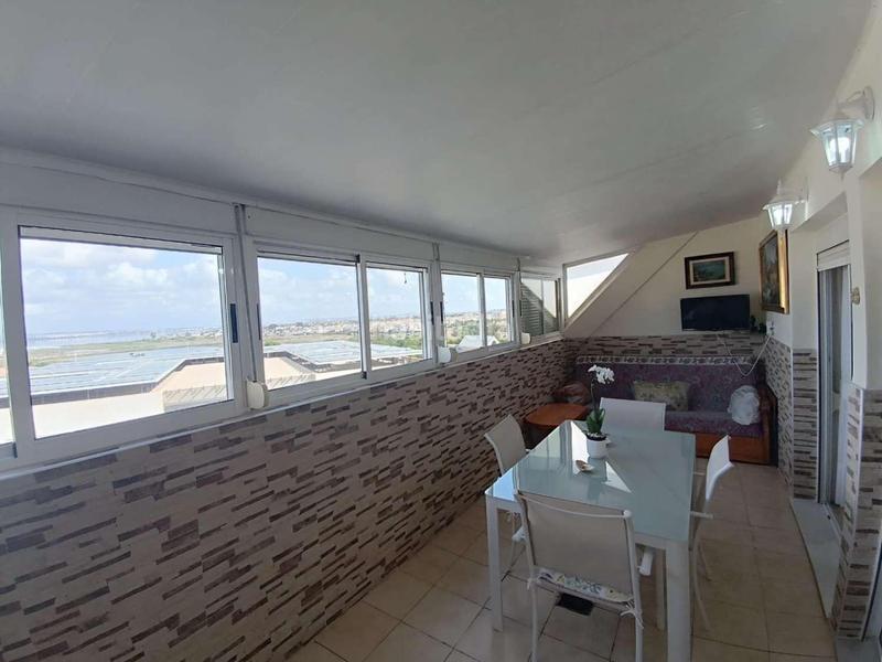 Foto 2ca5a7f9-3d5e-4229-a78e-7349bebe5027. Àtic amb aparcament piscina a El Acequión Torrevieja