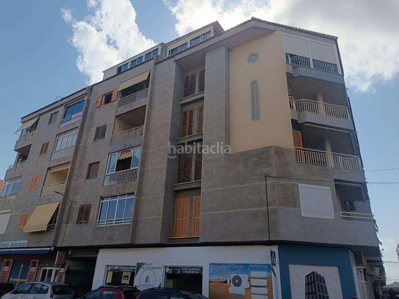 Foto a25b886d-236d-40c4-859d-1750d59bc056. Àtic amb aparcament piscina a El Acequión Torrevieja