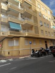 Apartment in Las Piscinas Naturales. Super precio! apartamento de 3 habitaciones en segunda linea de