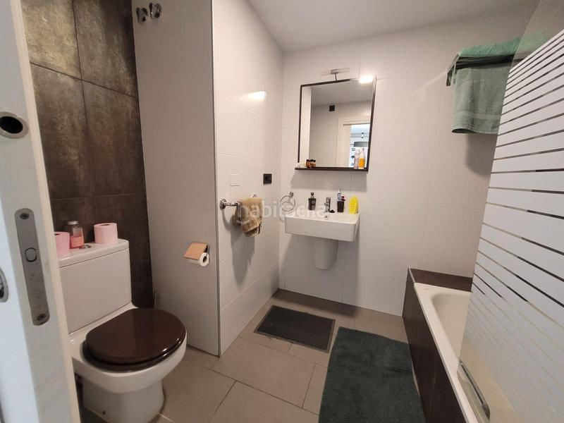 Foto 0e3f9e6f-1512-4db5-ba19-b891eb68ee58. Casa amb aparcament piscina a La Zenia Orihuela