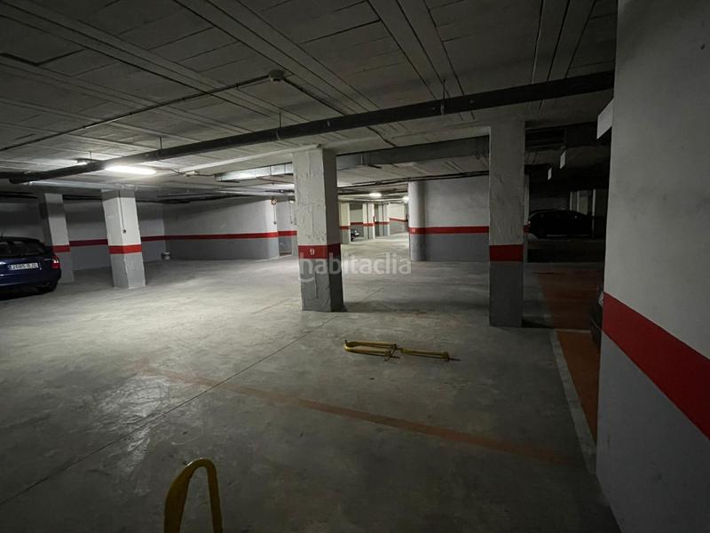 Foto a91f7c97-6fa8-4aee-b8c0-915bf8539fdb. Parking coche garaje en venta, av. de las habaneras en Torrevieja