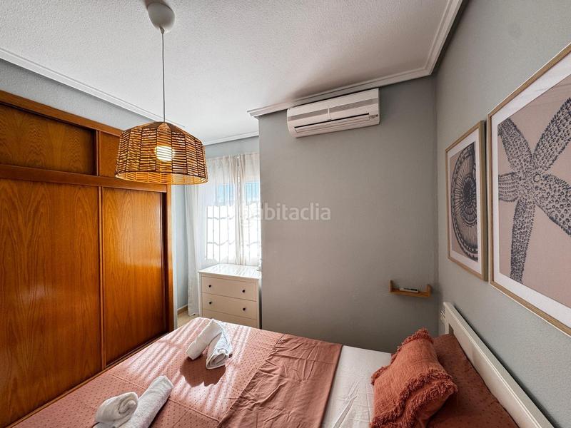 Foto 40a9aca9-e263-4036-8ab8-8783ddbcefdc. Àtic amb calefacció a Zona Playa del Cura Torrevieja