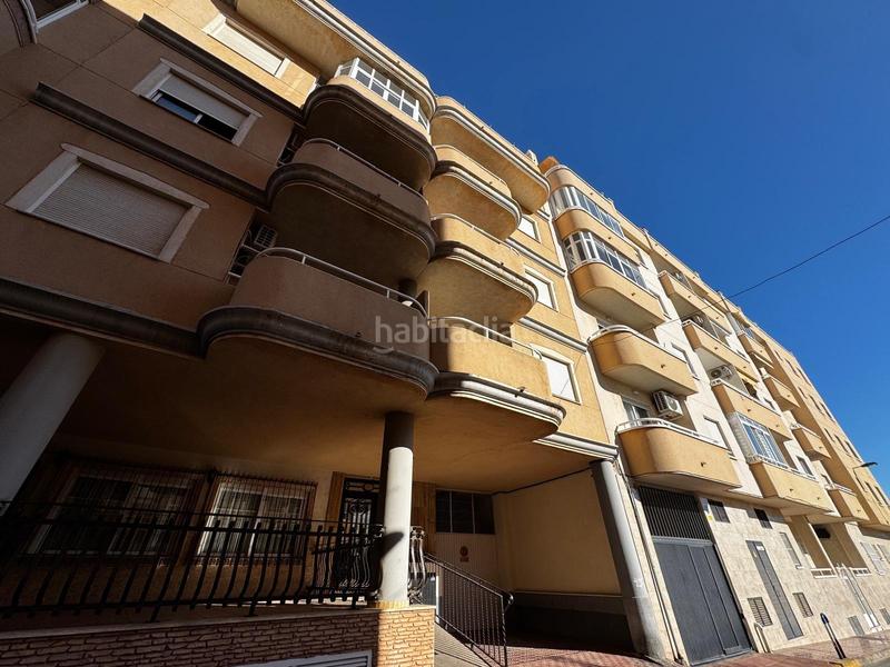 Foto 47559f6e-71ac-44bb-b006-14aa2a568c7a. Àtic amb calefacció a Zona Playa del Cura Torrevieja