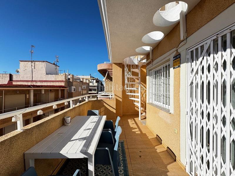 Foto 4dc2a6f7-7ca9-45d8-978a-29ed8b4969d3. Àtic amb calefacció a Zona Playa del Cura Torrevieja