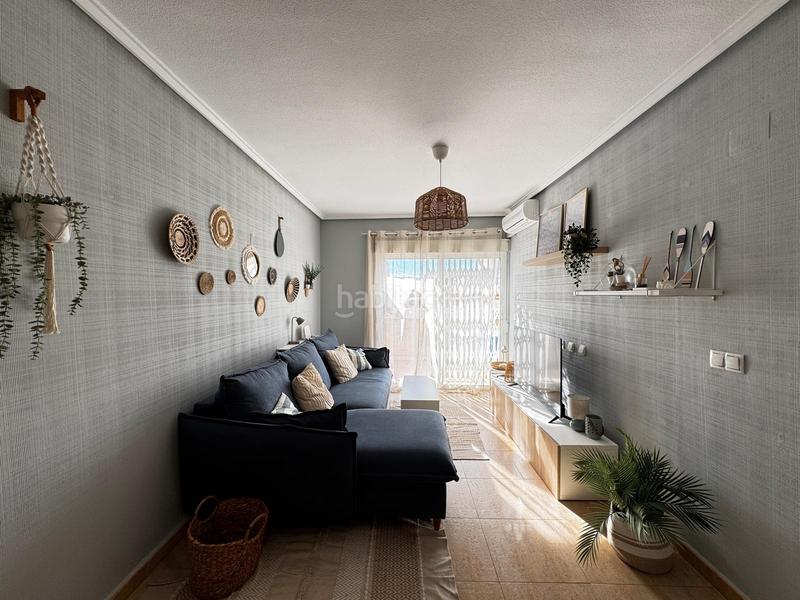 Foto 6ff04cbf-15fb-4e5a-883b-ede24aeaf19b. Àtic amb calefacció a Zona Playa del Cura Torrevieja