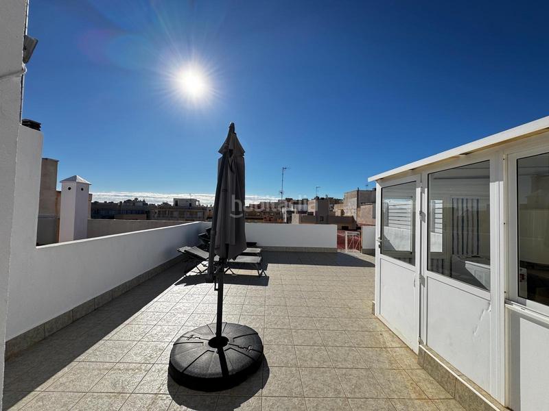 Foto c73999d8-3f3f-4b2b-9300-e5227817bfe0. Àtic amb calefacció a Zona Playa del Cura Torrevieja