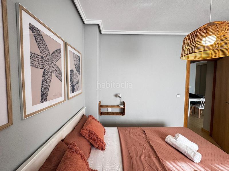 Foto cf37fbb0-28c1-41aa-b9f4-910177016cf6. Àtic amb calefacció a Zona Playa del Cura Torrevieja