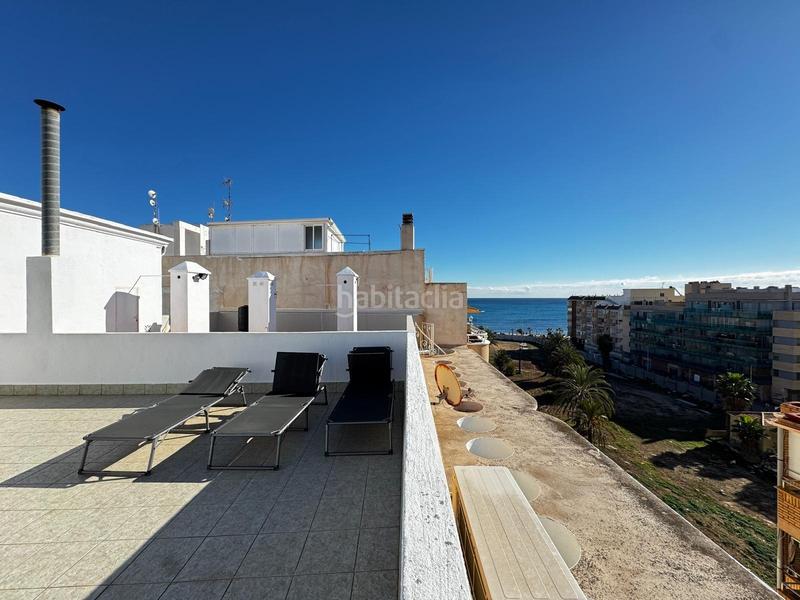 Foto f0791001-b24a-4b14-b804-0af34a9a6944. Àtic amb calefacció a Zona Playa del Cura Torrevieja