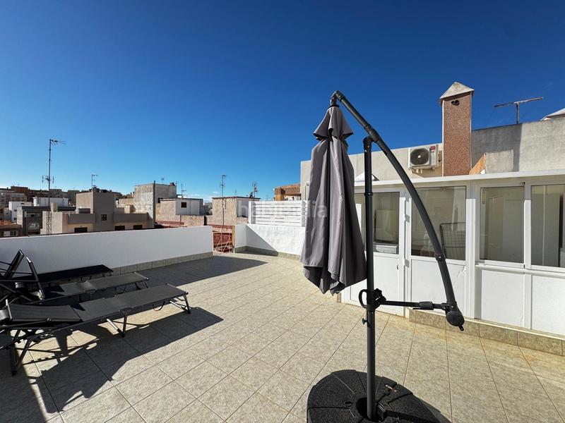 Foto f82189cb-2ac5-41fb-b507-73b493985536. Àtic amb calefacció a Zona Playa del Cura Torrevieja