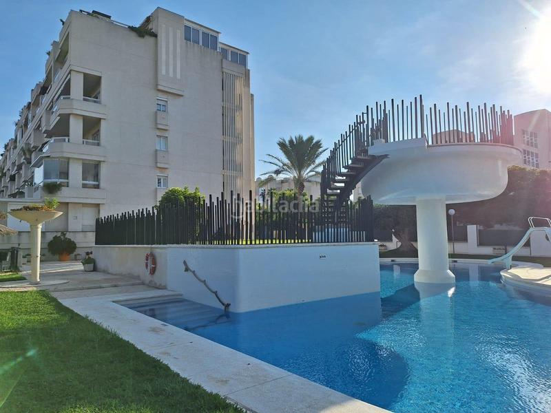 Foto dff5f9ad-bc7b-457e-9aac-cc80fb925088. Rent flat with heating parking pool in Alicante golf Alicante