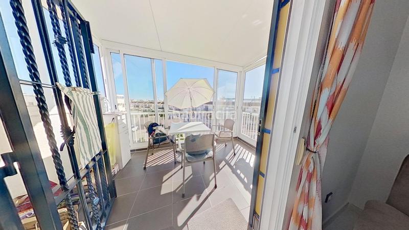 Foto 960b237f-0055-4e2d-8322-e427d1d7e382. Casa amb piscina a La Florida Orihuela