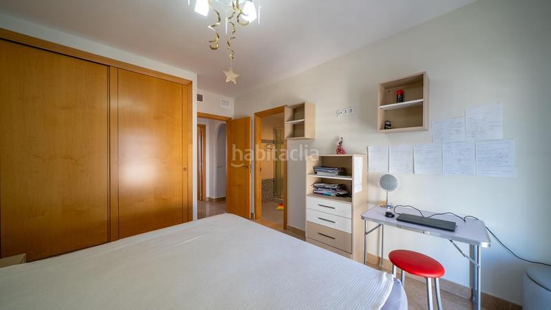 Foto 9fecca41-24c2-47c3-897c-e12c8c8d0c40. Piccolo appartamento con parcheggio in Playa Arenal - Bol Calp