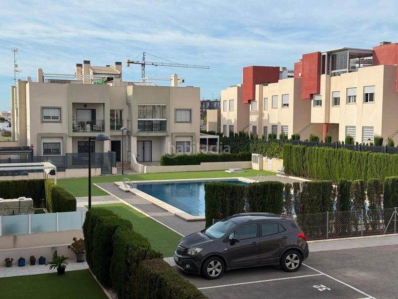 Foto 122db64a-f825-4433-a7c1-c3b1f51d0d18. Maison avec parking piscine dans Aguas Nuevas Torrevieja