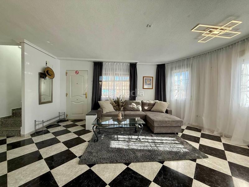 Foto c33b7973-7c3b-43bf-b676-5ef07984b5ab. Chalet avec chauffage parking piscine dans Zeniamar - Horizonte - La Campana Orihuela