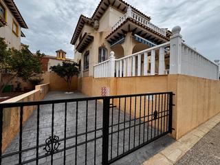 Casa adosada en Lomas de Cabo Roig - Los Dolses. Reformado adosado con vistas al mar! 2 dorm. 2 baños con parking