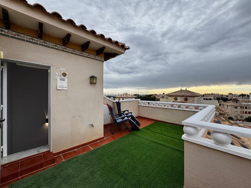 Foto 1e3a550f-0d96-4e61-bf8c-a744cdbf5340. Casa adossada amb calefacció aparcament piscina a Orihuela