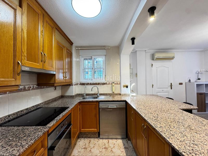 Foto 684f173a-ec53-4943-87f1-84098329c70f. Casa adossada amb calefacció aparcament piscina a Orihuela