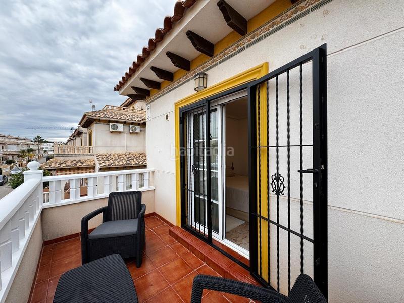 Foto 6a02b4c1-c518-4e52-82bf-e9a86c3bfb8d. Casa adossada amb calefacció aparcament piscina a Orihuela