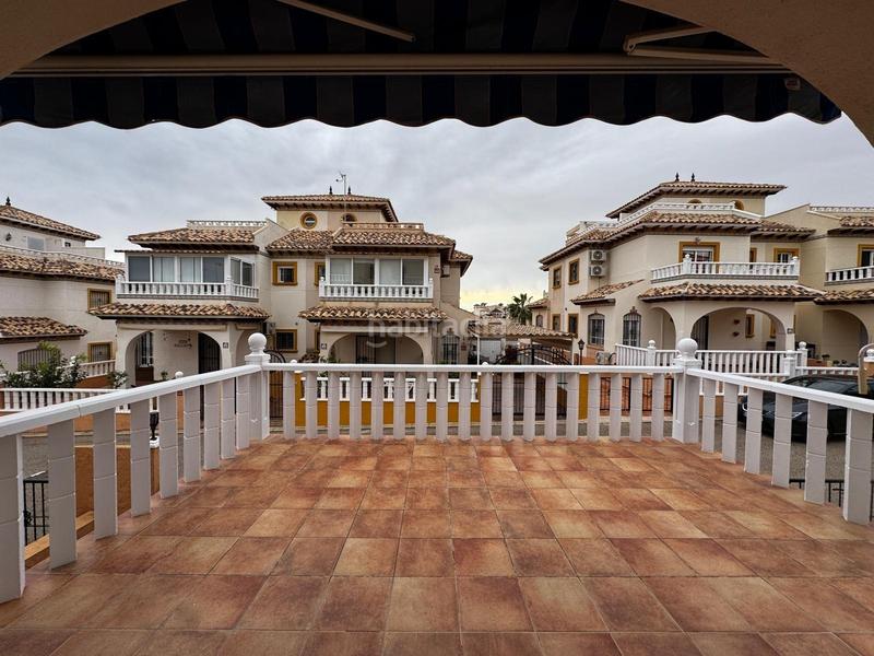 Foto a050f8f6-8e97-45ec-a344-84ea682d8545. Casa adossada amb calefacció aparcament piscina a Orihuela